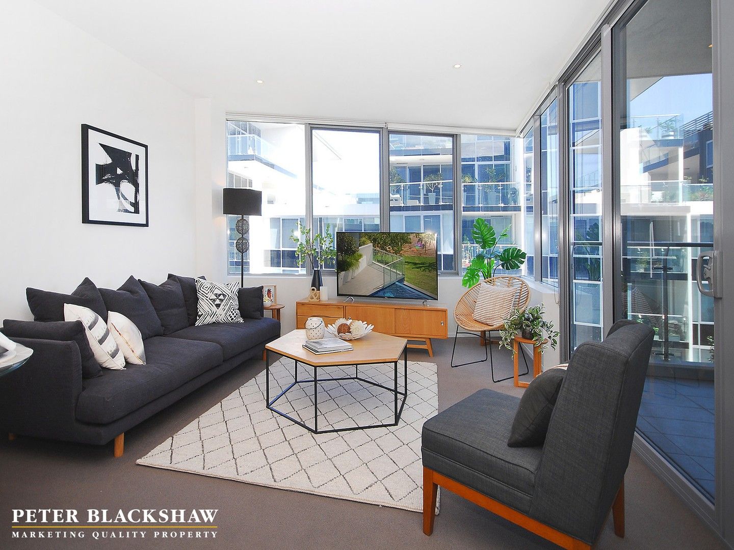 1 bedrooms Apartment / Unit / Flat in 98/11 Trevillian Quay KINGSTON ACT, 2604