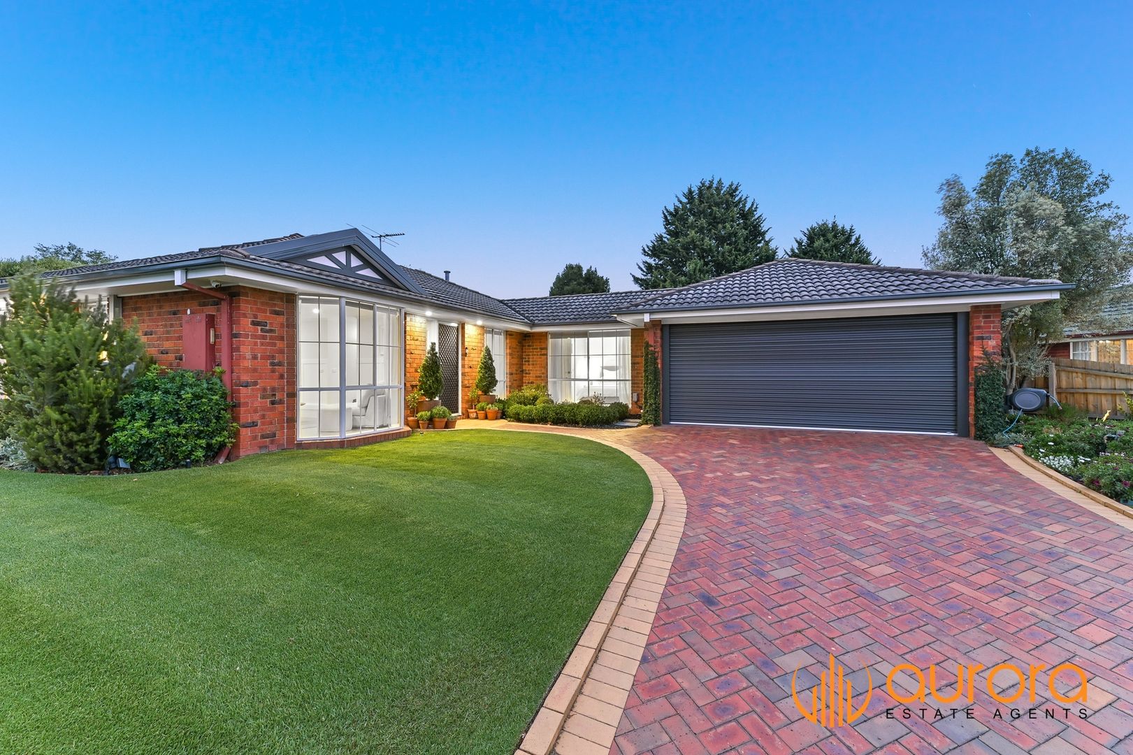 10 Plough Rise, Narre Warren South VIC 3805, Image 2