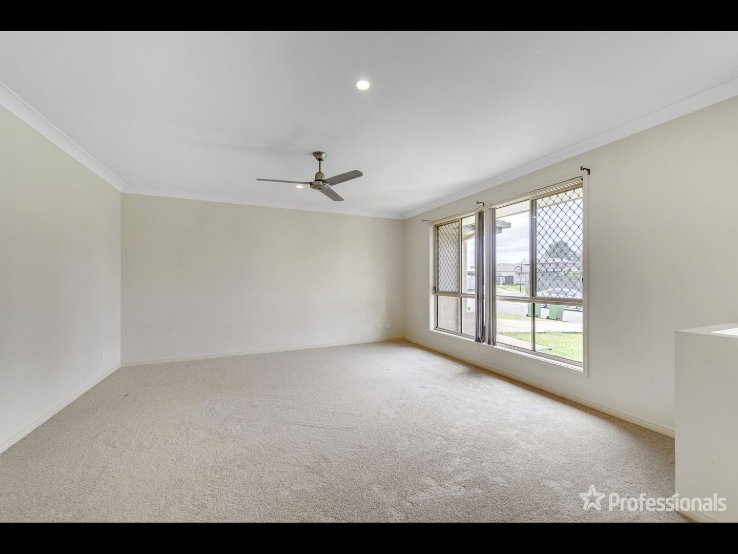 73 Vineyard Street, One Mile QLD 4305, Image 2