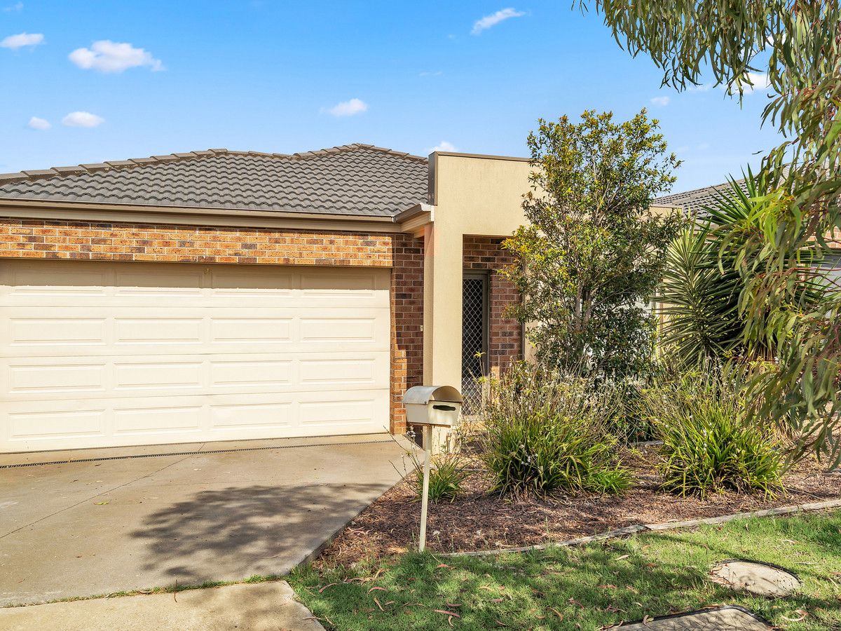 32 Lone Pine Square, Bacchus Marsh VIC 3340, Image 0