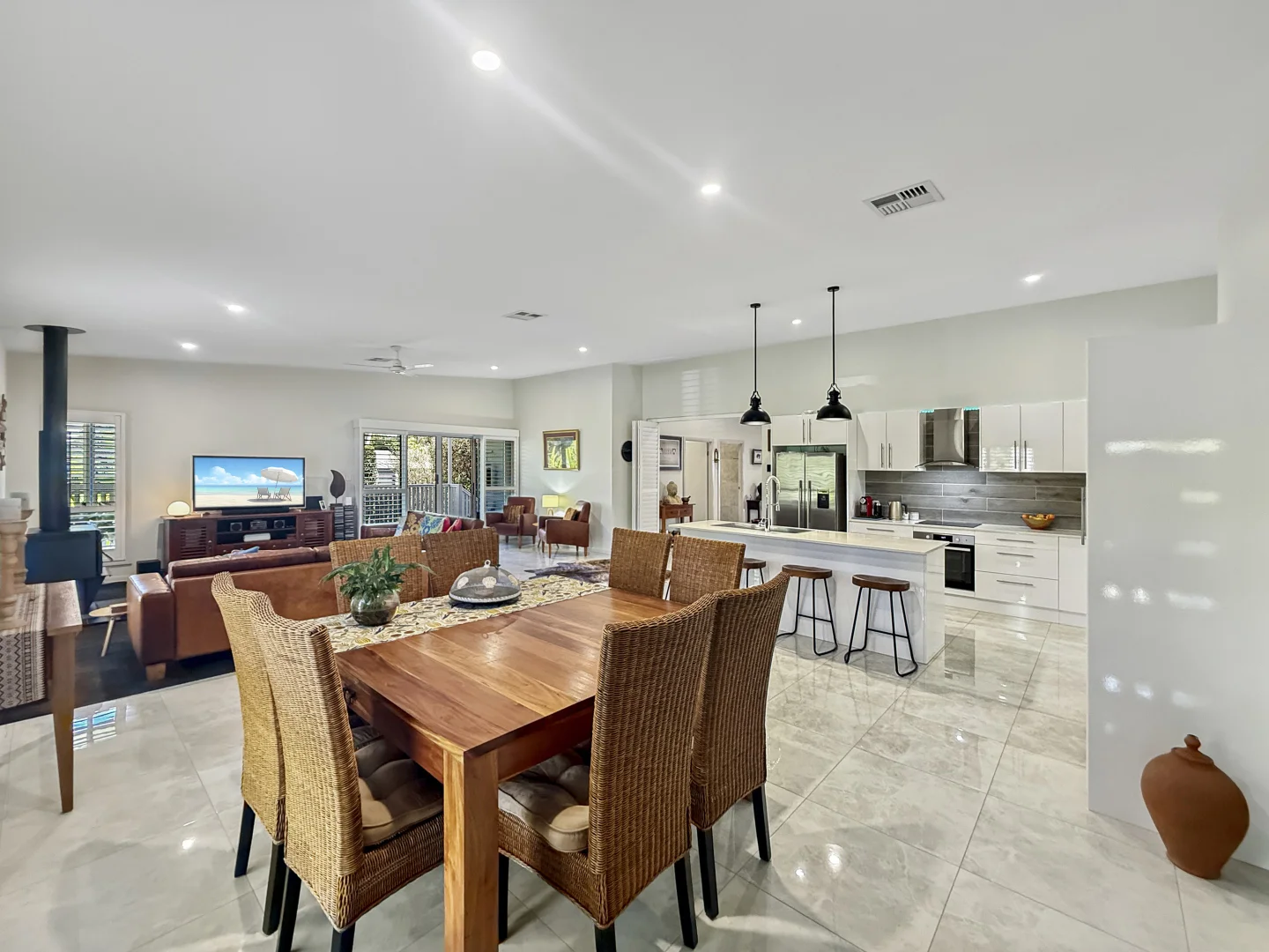 Additional image 2 of 11 Kalara Street, Macleay Island QLD 4184