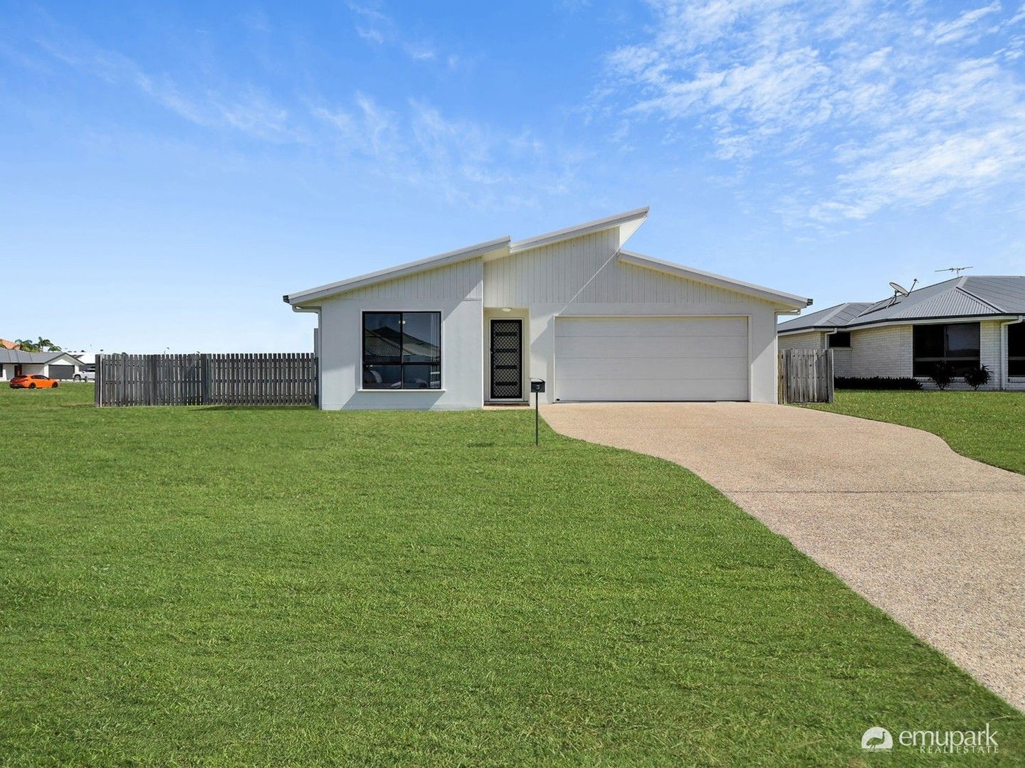 4 bedrooms House in 3 Amalfi Drive ZILZIE QLD, 4710