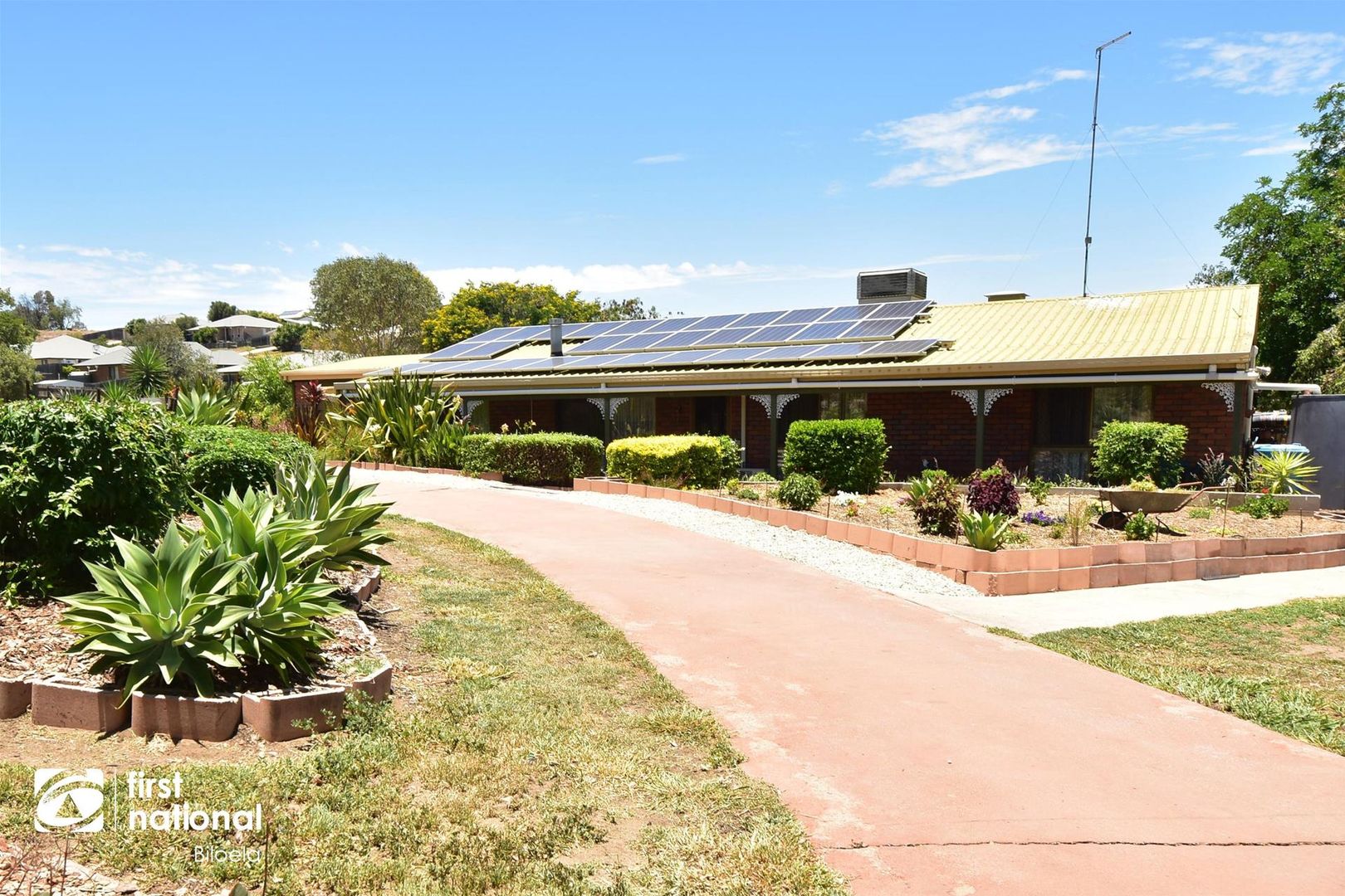 8 Diane Court Biloela Qld 4715 Domain