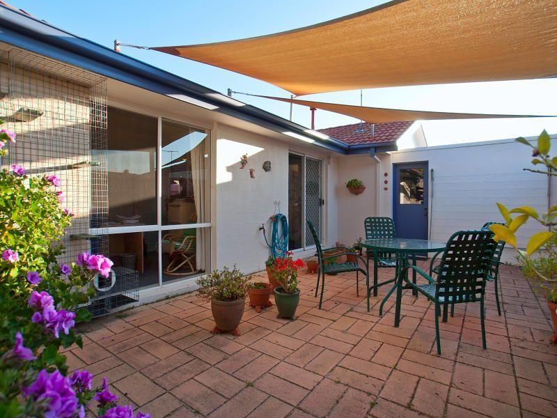 6 Perovic Place, Chelsea Heights VIC 3196, Image 2