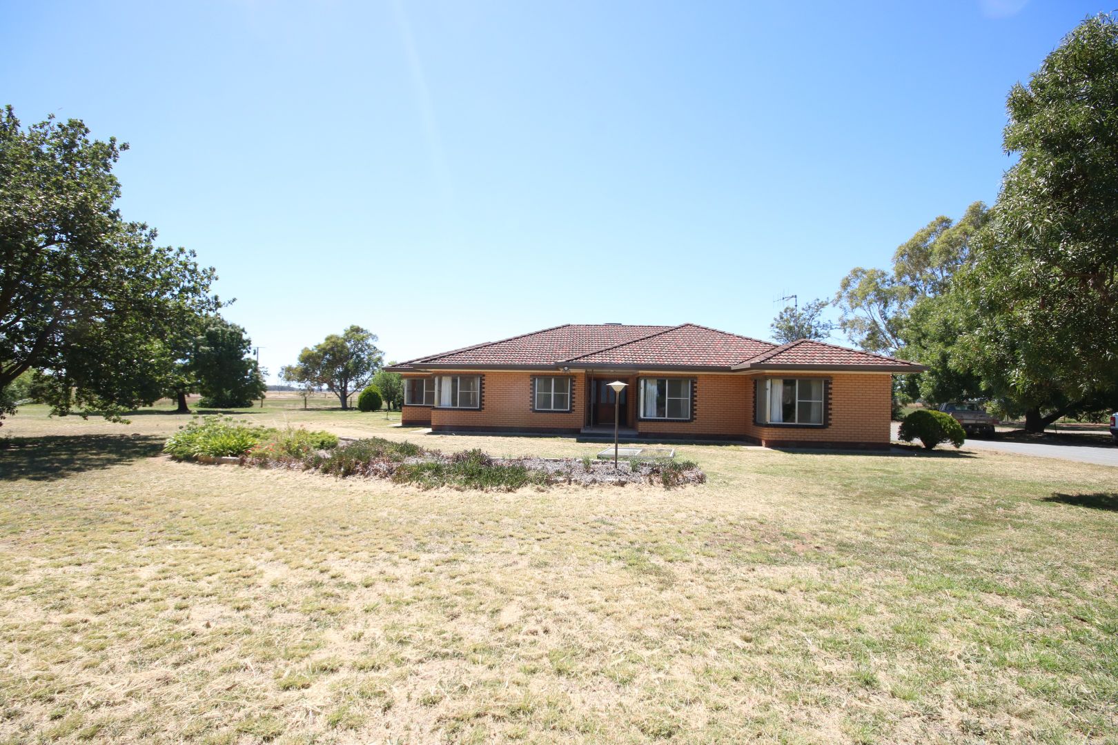 555 KyabramCooma Road, Kyabram South VIC 3620 House for Sale 675,000