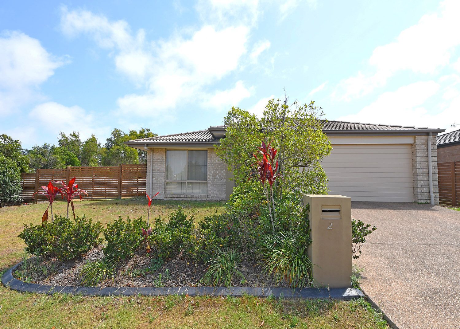 2 Wentworth Avenue, Urraween QLD 4655, Image 0