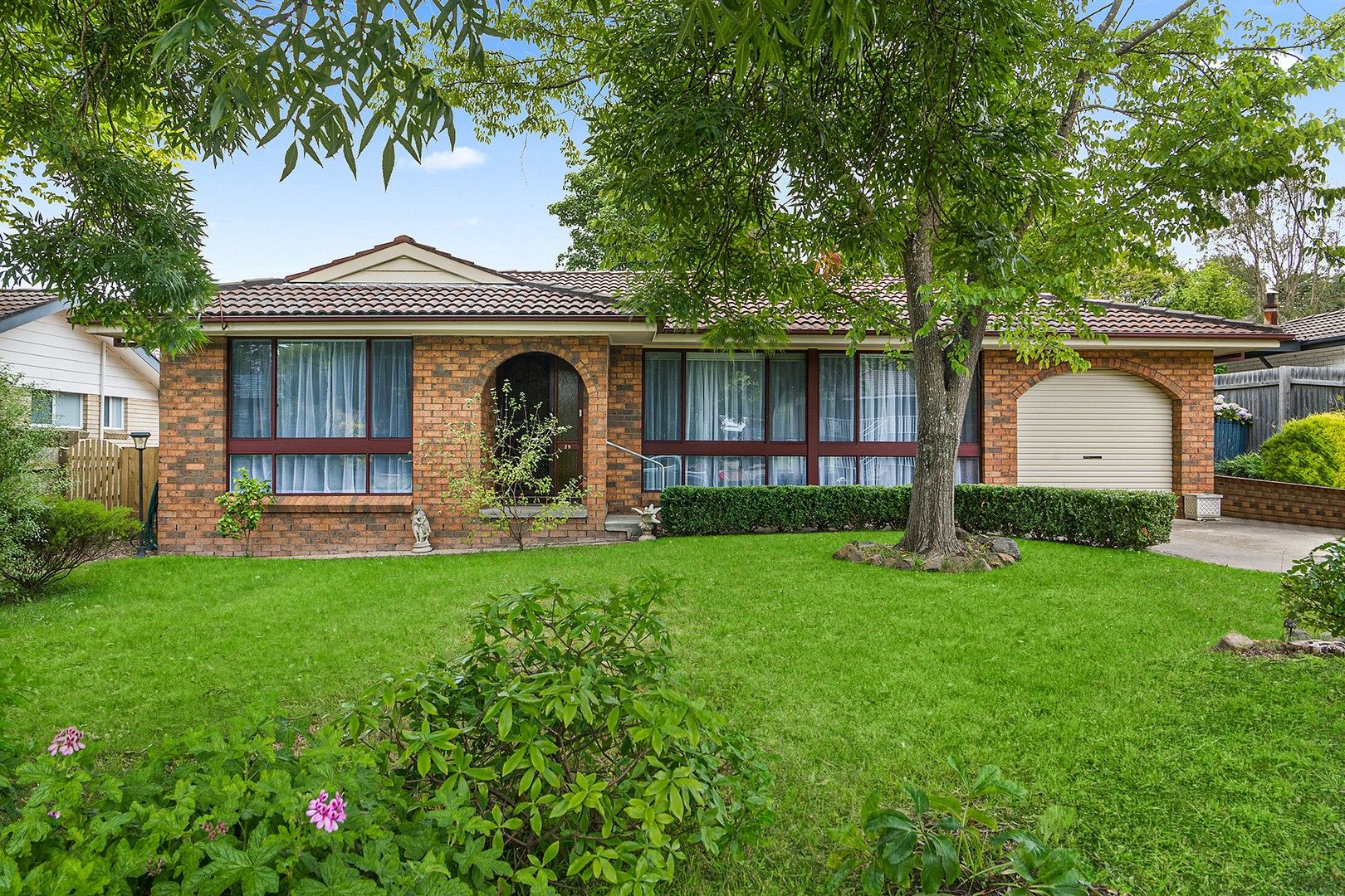 29 Merrett Drive, Moss Vale Property History & Address Research Domain