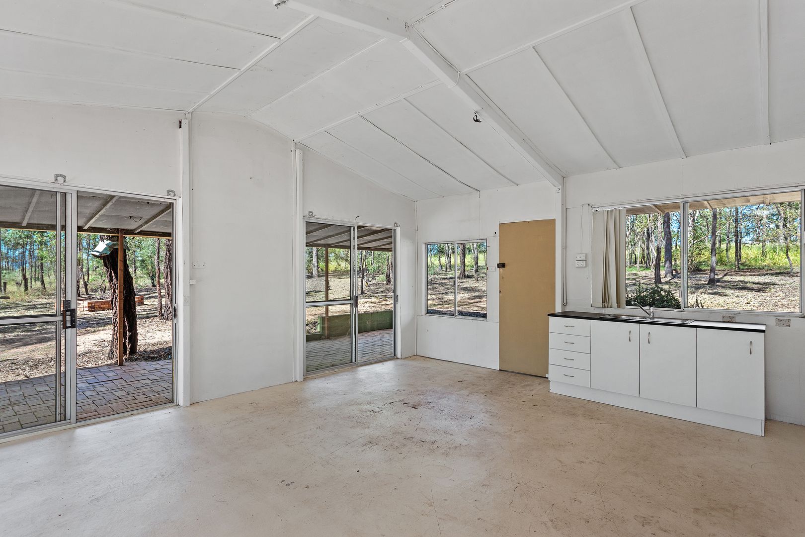 365 Clarendon Rd, Rifle Range QLD 4311, Image 2