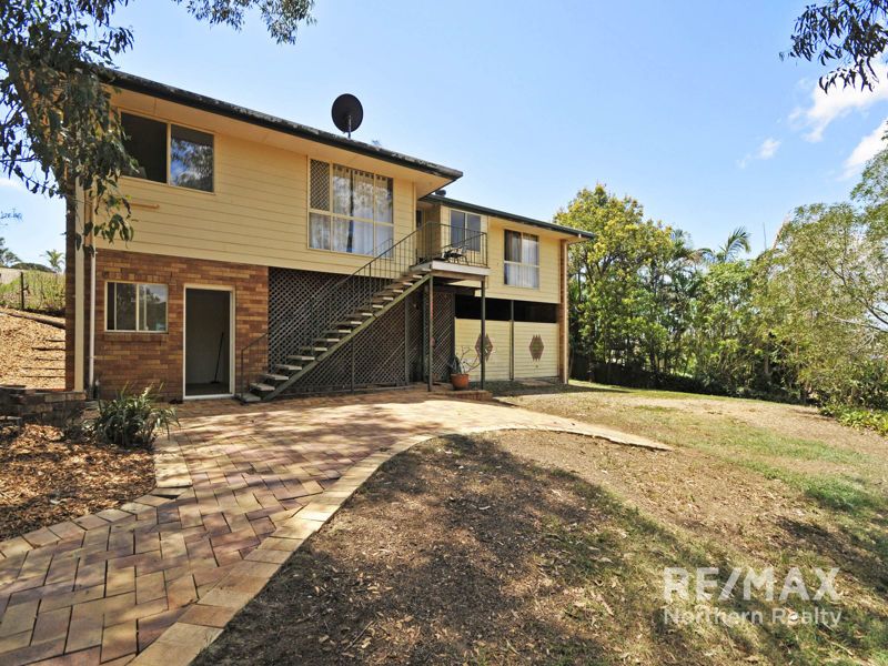 13 Langley Place, Albany Creek QLD 4035, Image 2