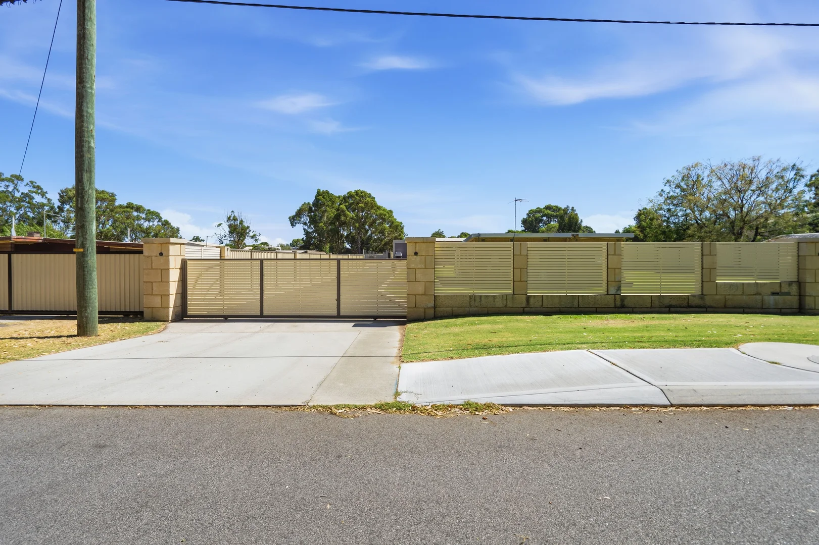 130B Fanstone Avenue, Beeliar WA 6164 - House For Rent | Domain