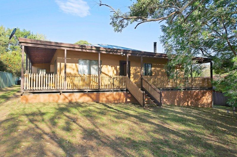 12 John Street, The Oaks NSW 2570, Image 0