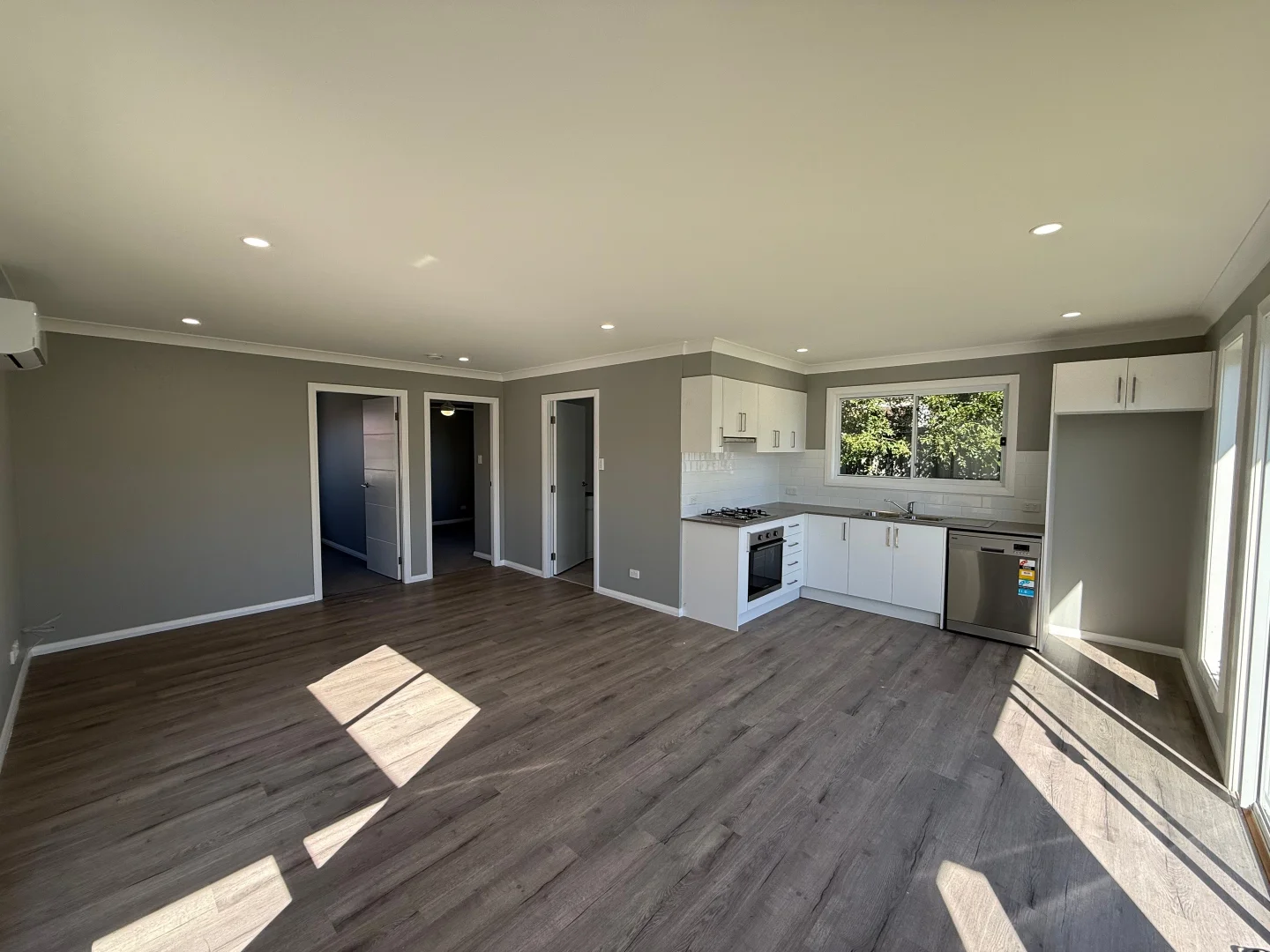 Additional image 2 of 54a Dalnott Road, Gorokan NSW 2263