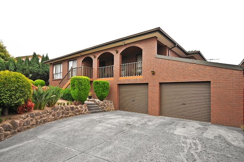 12 Thurza Court, Wheelers Hill VIC 3150