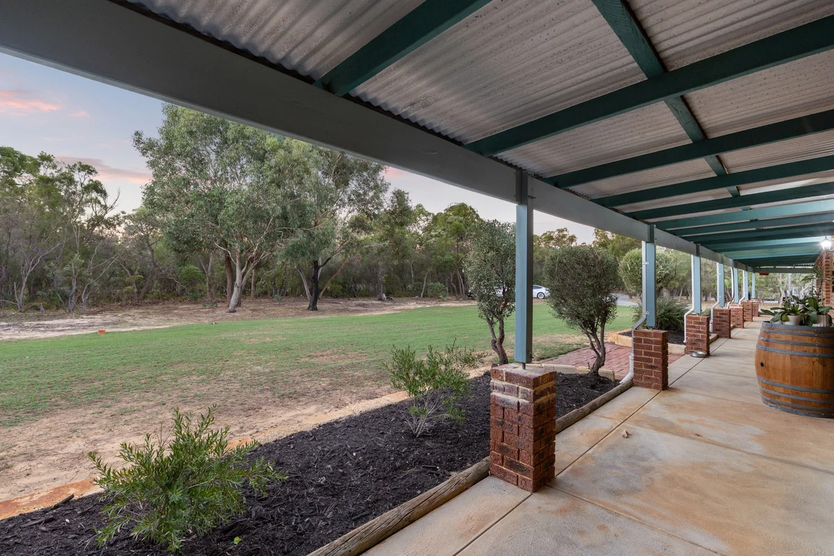 Additional image 32 of 33 Tuart Close, Stake Hill WA 6181