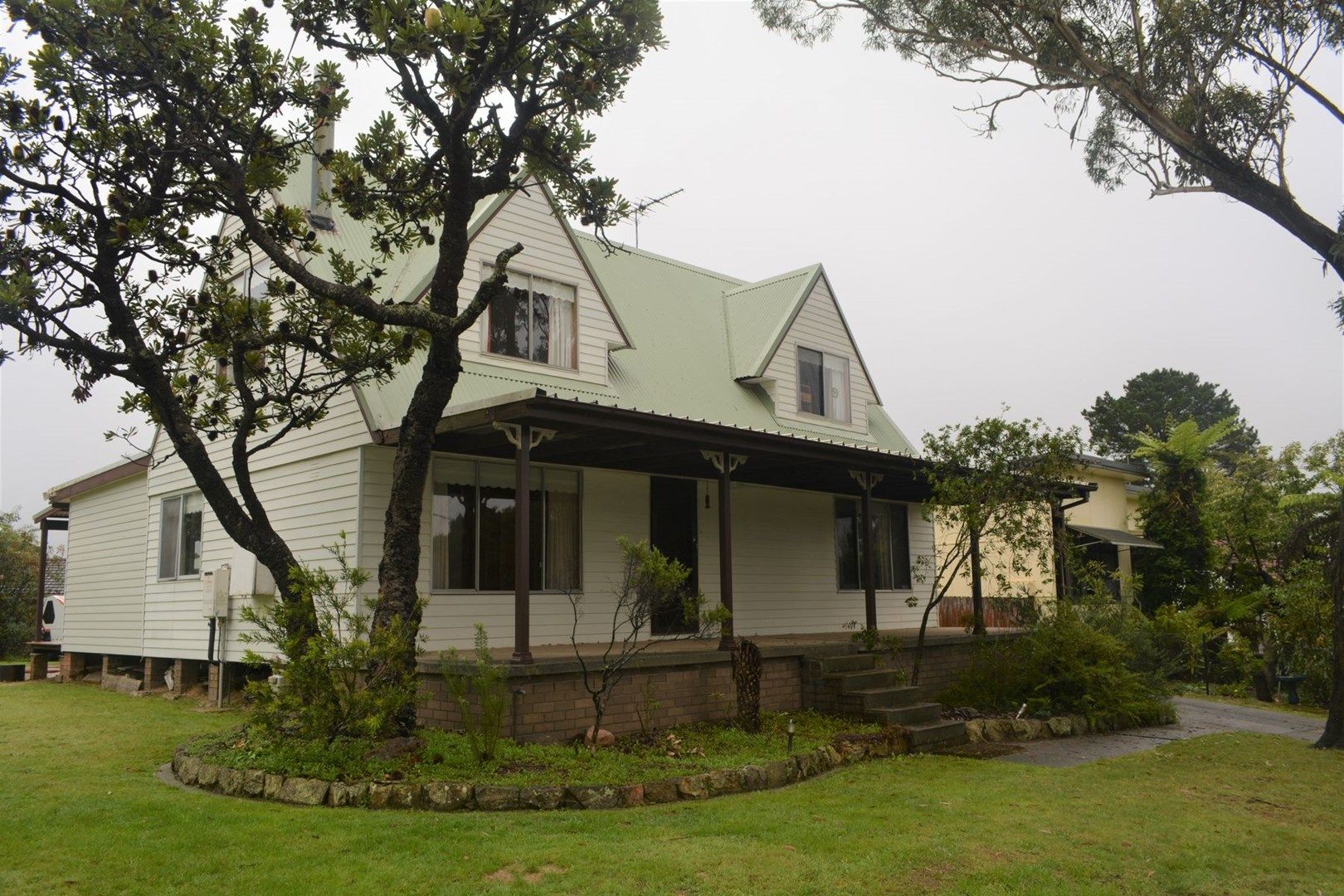 92 Barton Street, Katoomba NSW 2780, Image 0