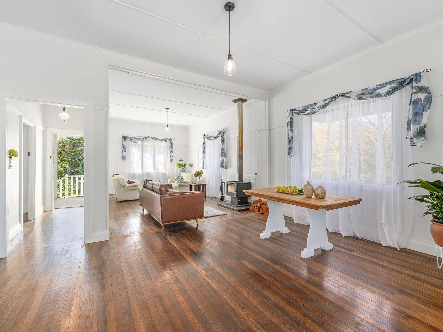 16 Hutchinson Street, Ulong Property History & Address Research Domain