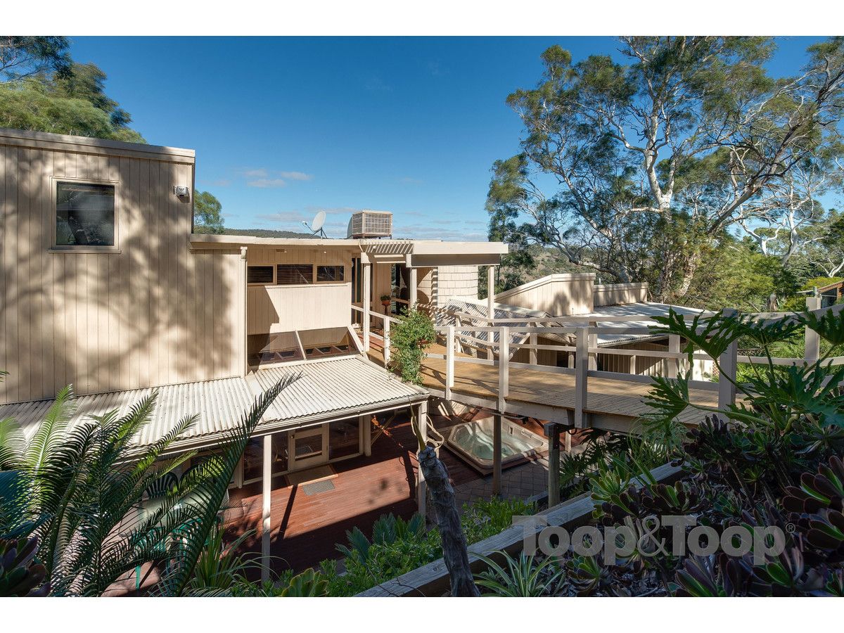 33 Gleneagles Road, Mount Osmond SA 5064, Image 2