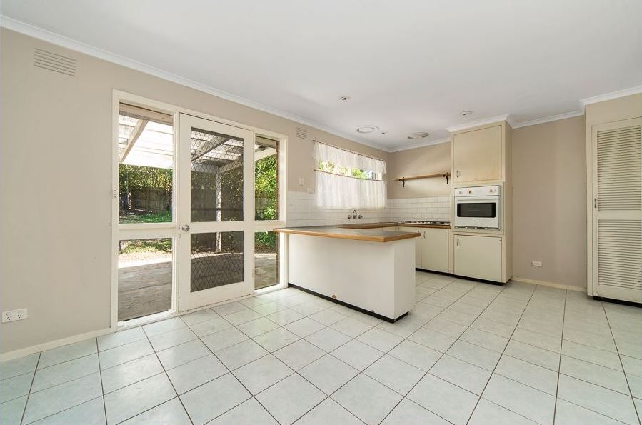 8 Montrose Avenue, Somerville VIC 3912, Image 1