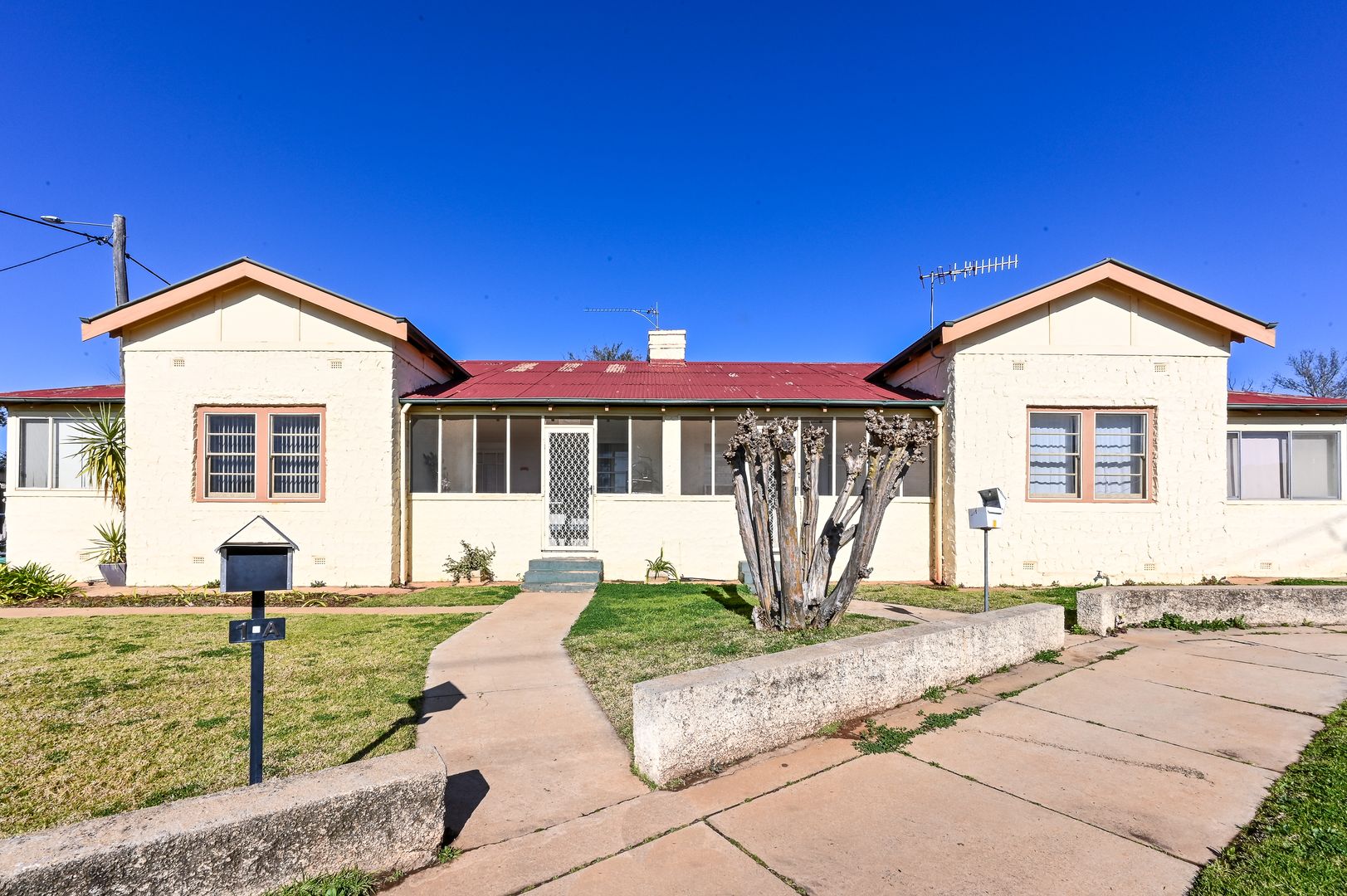 1 & 1A Jarrah Street, Leeton NSW 2705 Domain