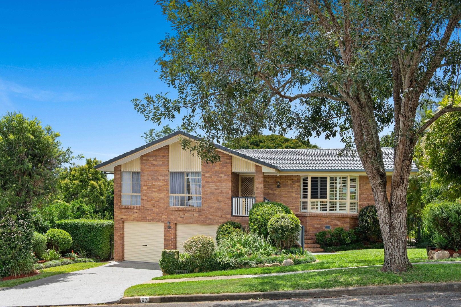 5 bedrooms House in 27 Styphelia Street MOUNT GRAVATT EAST QLD, 4122