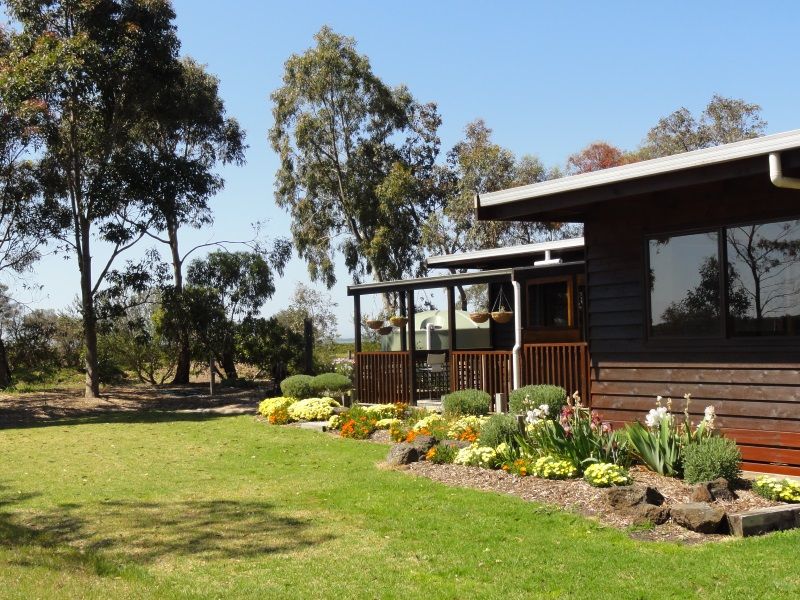 32 Robertson Street, Port Welshpool Property History & Address