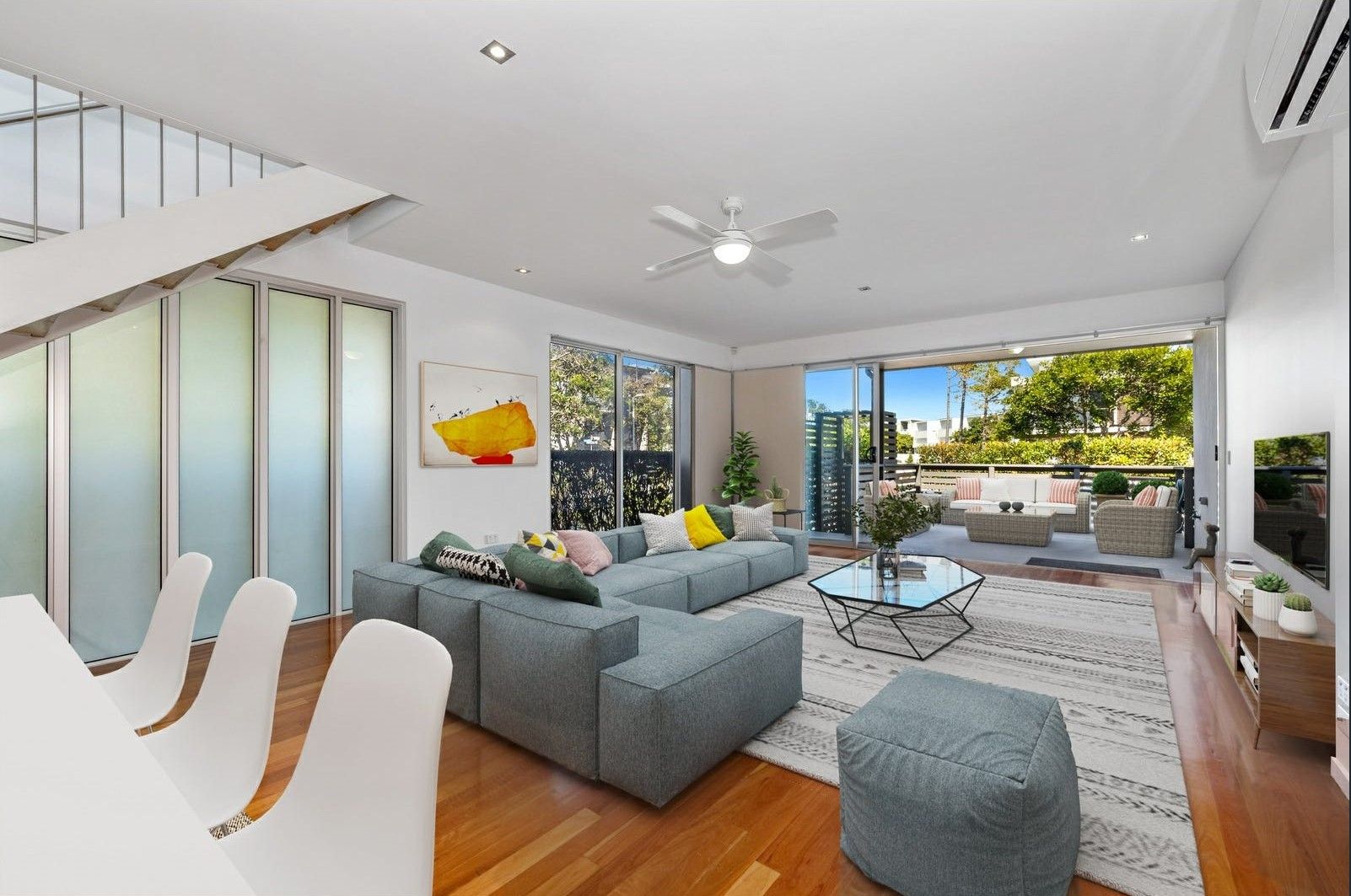 3 bedrooms Apartment / Unit / Flat in 1/1-7 Canthium Way CASUARINA NSW, 2487