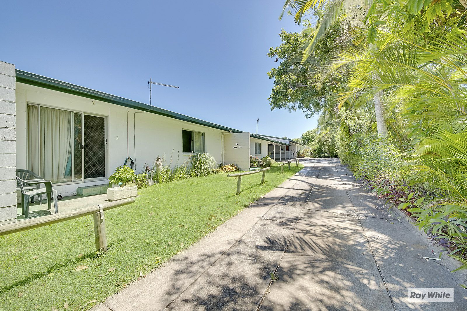 2/35 Adelaide Park Road, Yeppoon Property History & Address Research