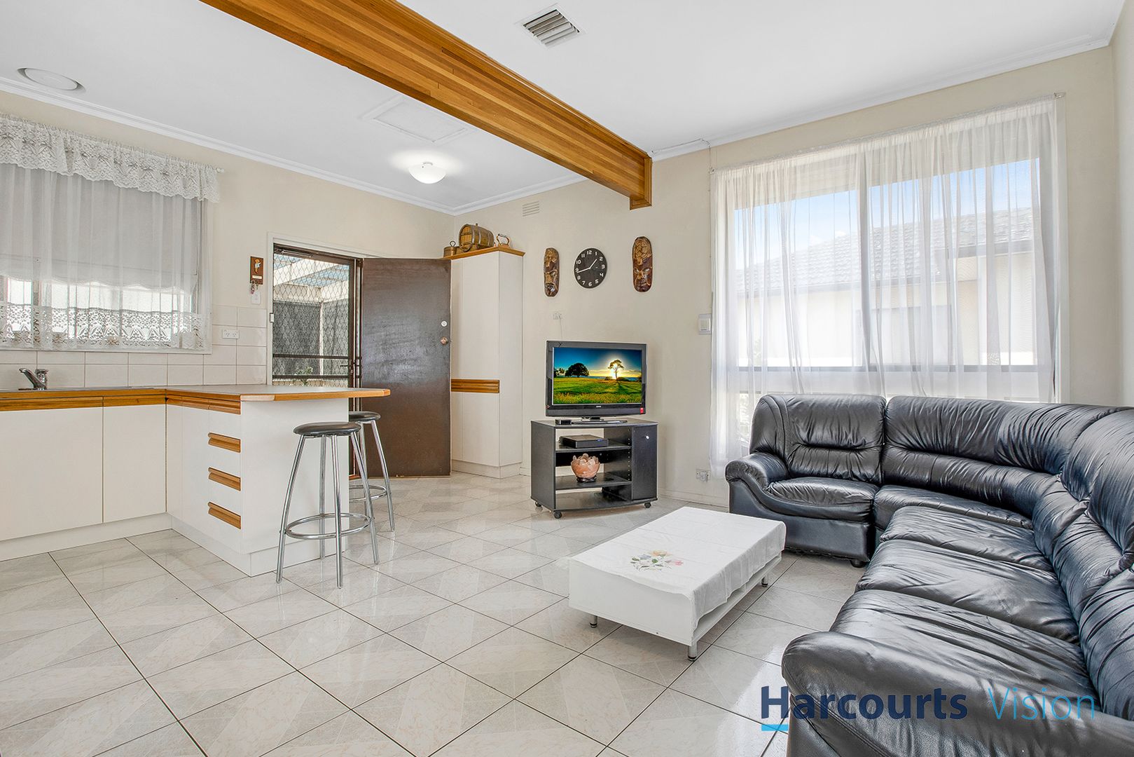 36 Montpellier Drive, Avondale Heights VIC 3034, Image 2