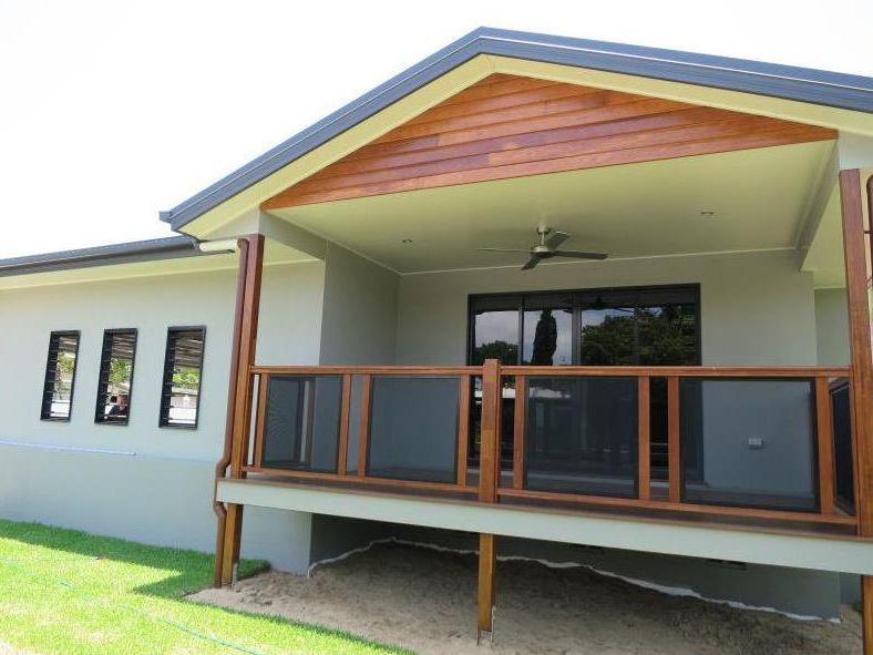 3 bedrooms Apartment / Unit / Flat in 1/13 Pearce Street EAST MACKAY QLD, 4740