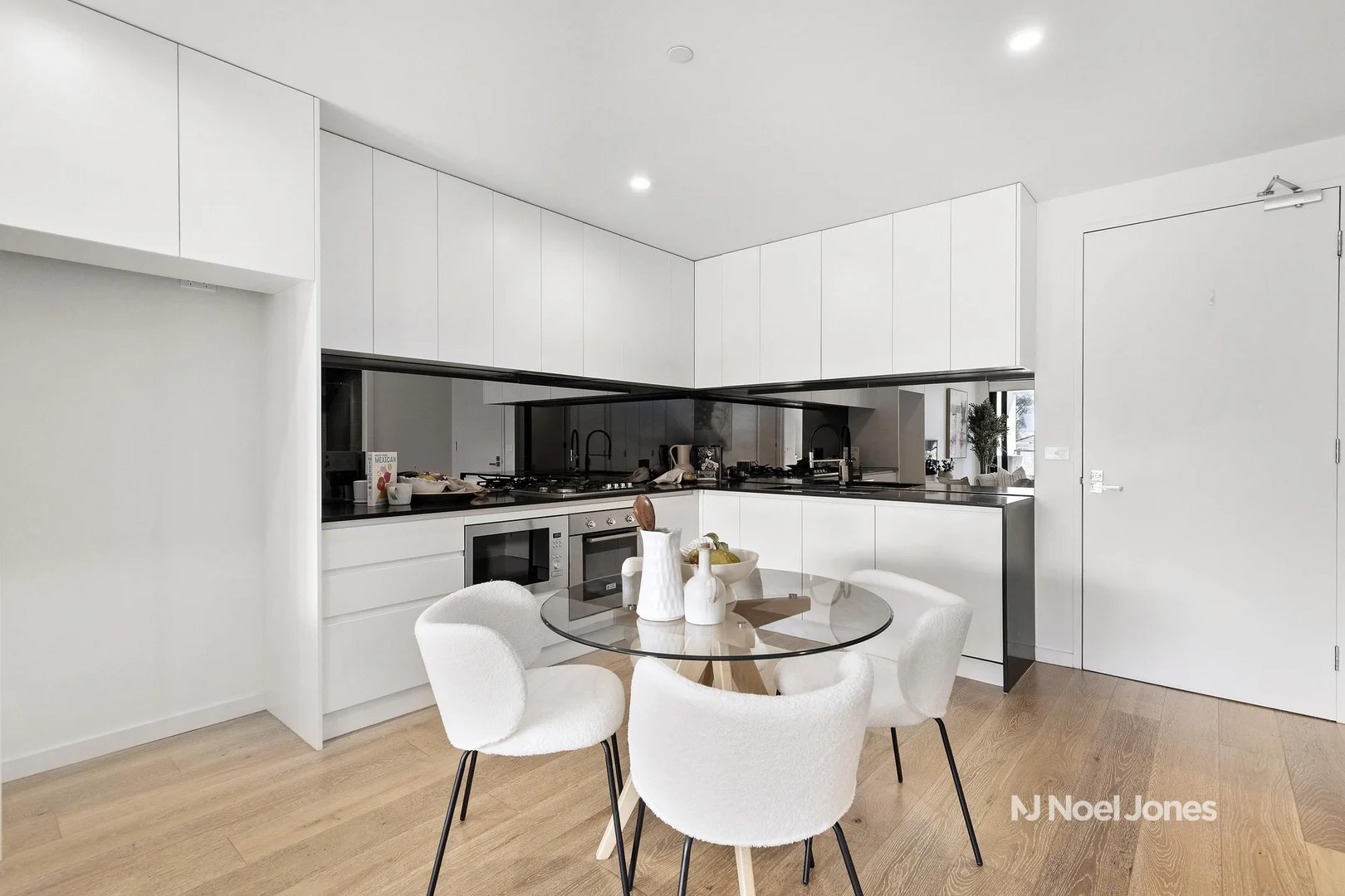 Additional image 2 of 103/22 Bent Street, Bentleigh VIC 3204