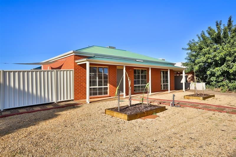 2 bedrooms House in 1/460 Ontario Avenue MILDURA VIC, 3500