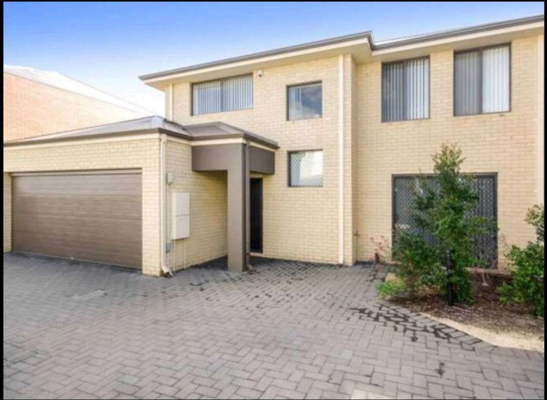 4 bedrooms House in Unit 3/137 Fitzroy Rd RIVERVALE WA, 6103