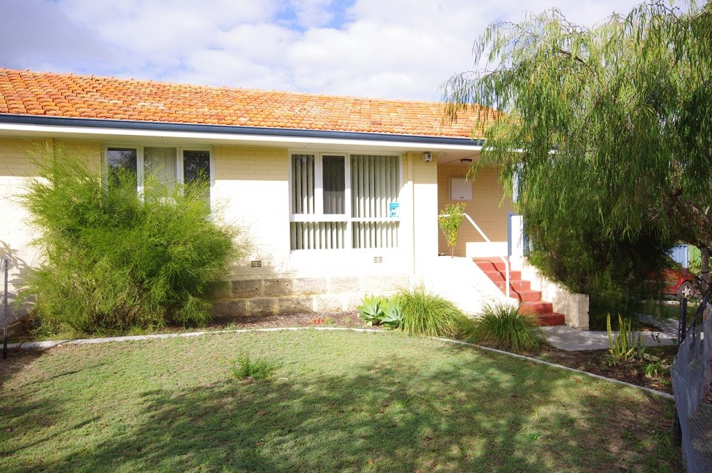 2 bedrooms Duplex in 2B Templeton Crescent GIRRAWHEEN WA, 6064