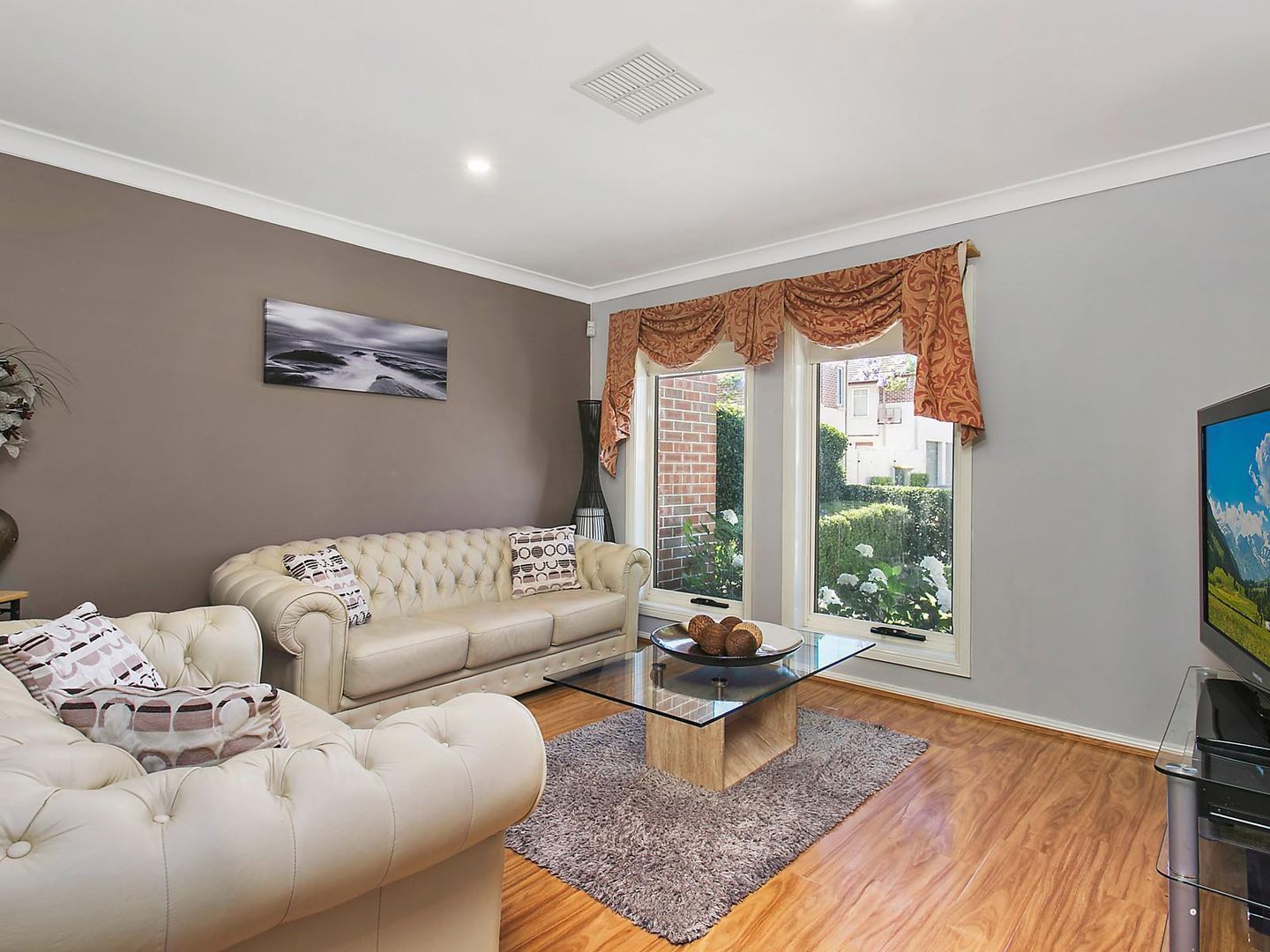 27 Governors Way, Oatlands NSW 2117, Image 1