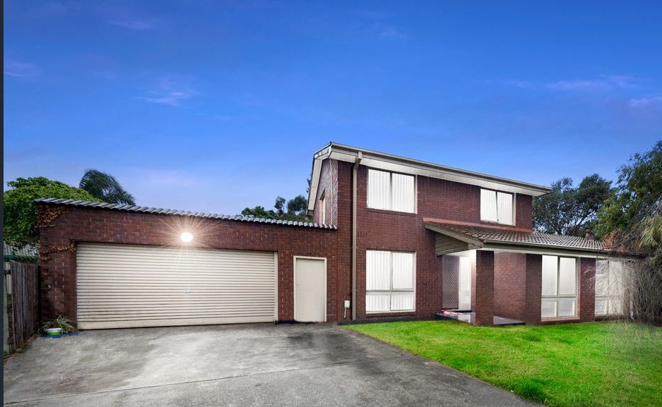 5 bedrooms House in 6 Windsor Place MELTON WEST VIC, 3337