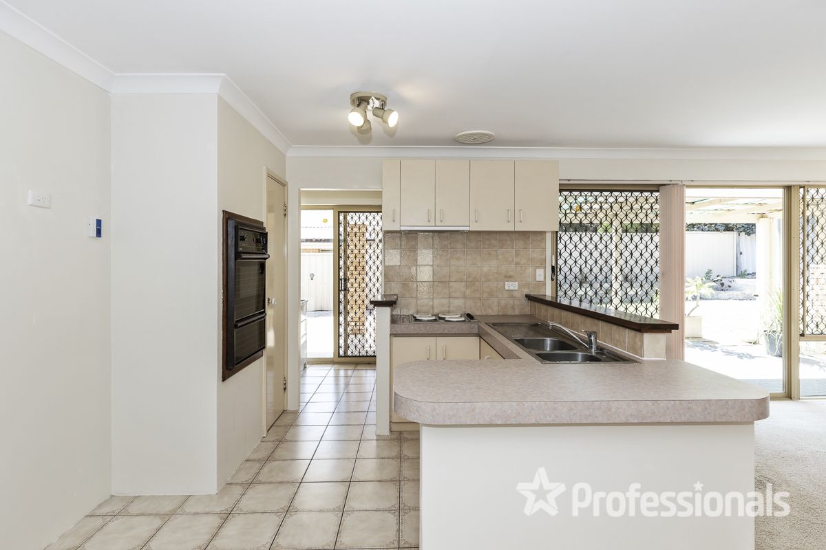 31 ST Ives Drive, Yanchep WA 6035, Image 1