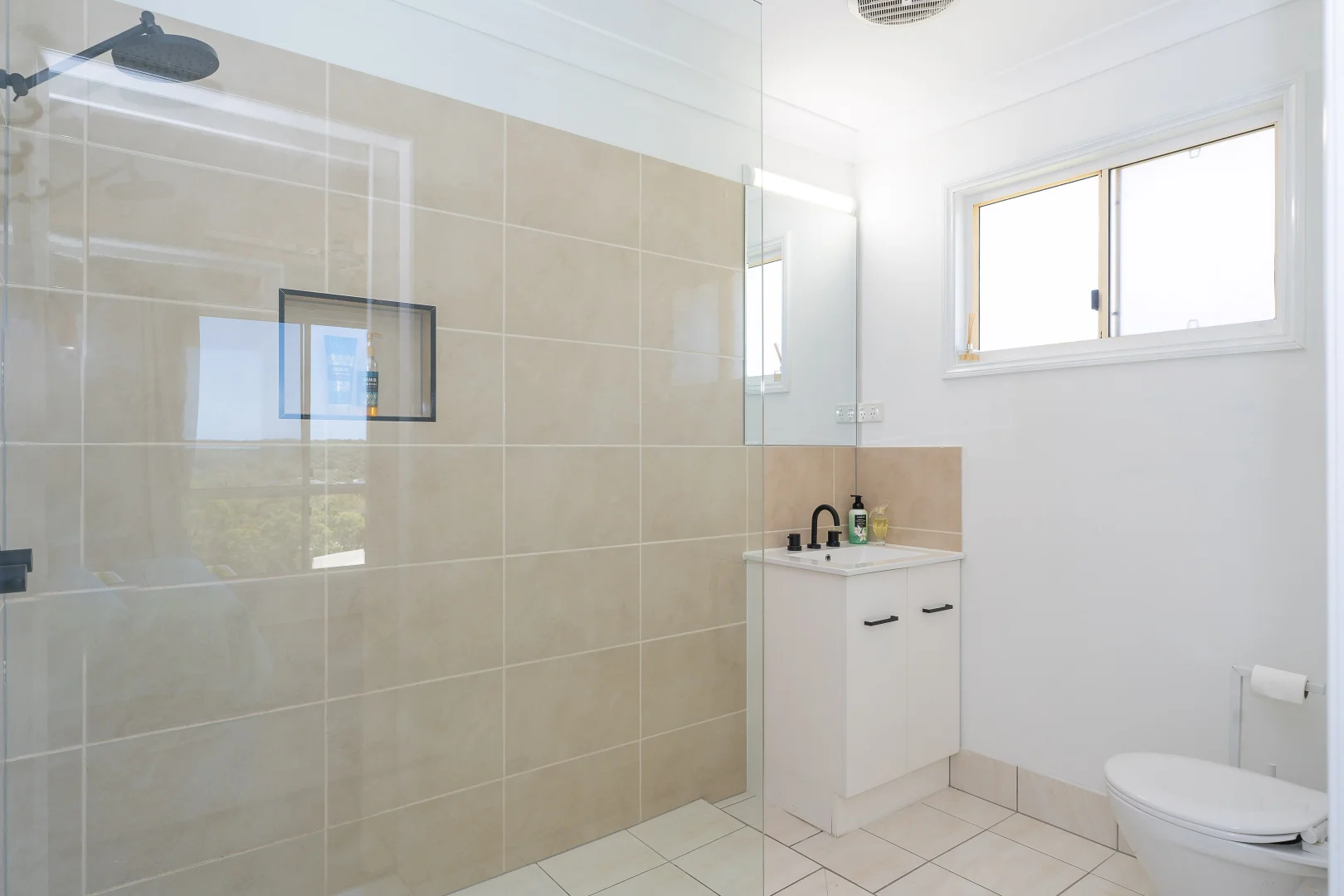 Additional image 9 of 7 Woodrow Drive, Agnes Water QLD 4677