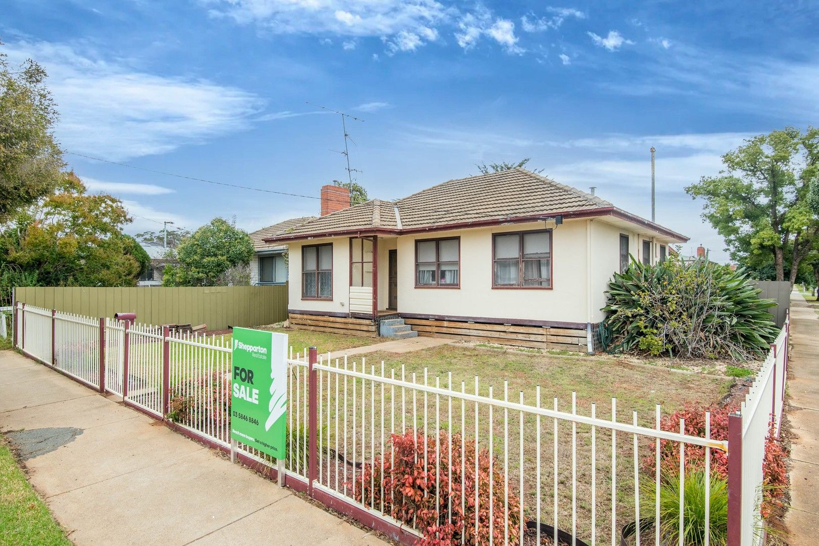 3 bedrooms House in 34 Numurkah Road SHEPPARTON VIC, 3630