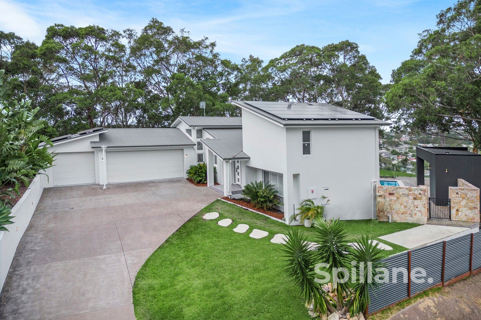 4 Castle Drive, Floraville NSW 2280, Image 0