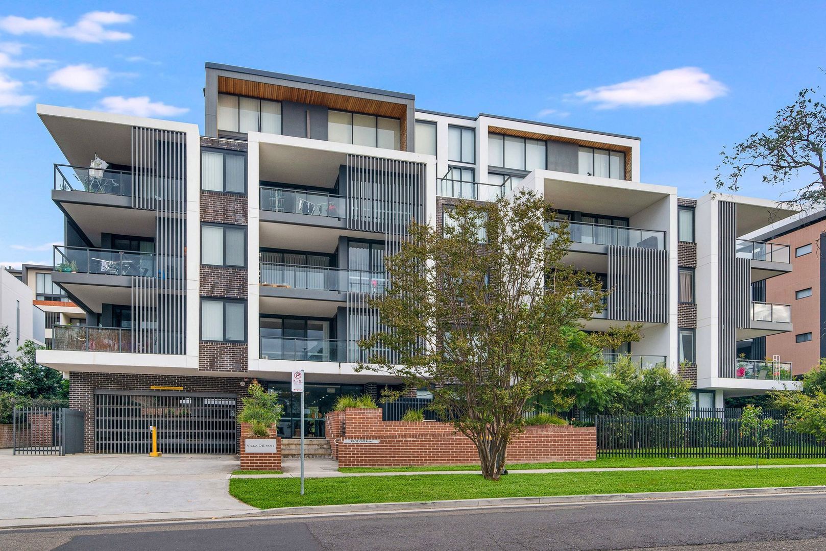 3 bedrooms Apartment / Unit / Flat in 185/29 Cliff Road EPPING NSW, 2121