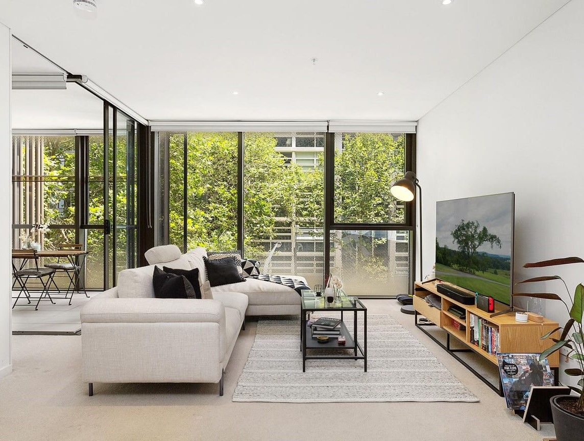 2 bedrooms Apartment / Unit / Flat in 217/211 Pacific Highway NORTH SYDNEY NSW, 2060