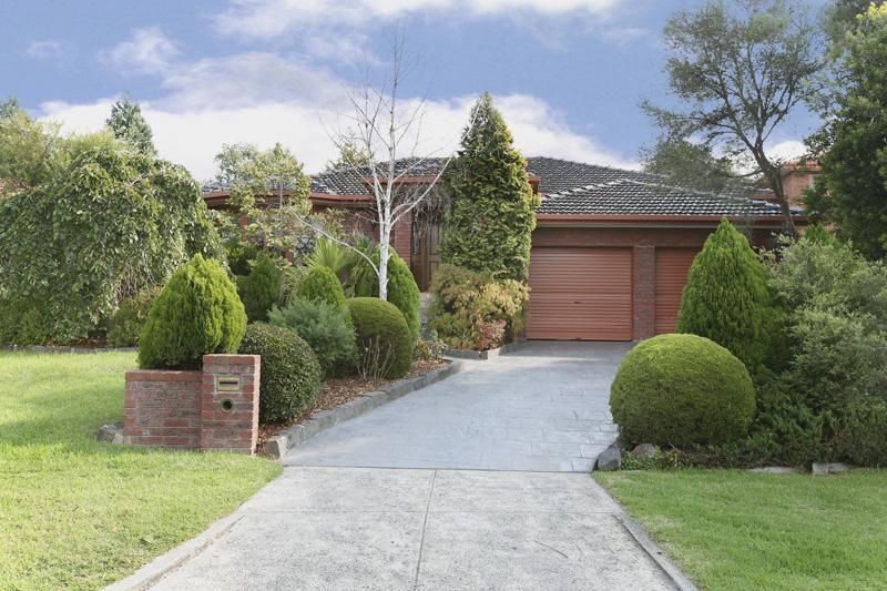 2 Lyons Place, Doncaster East VIC 3109