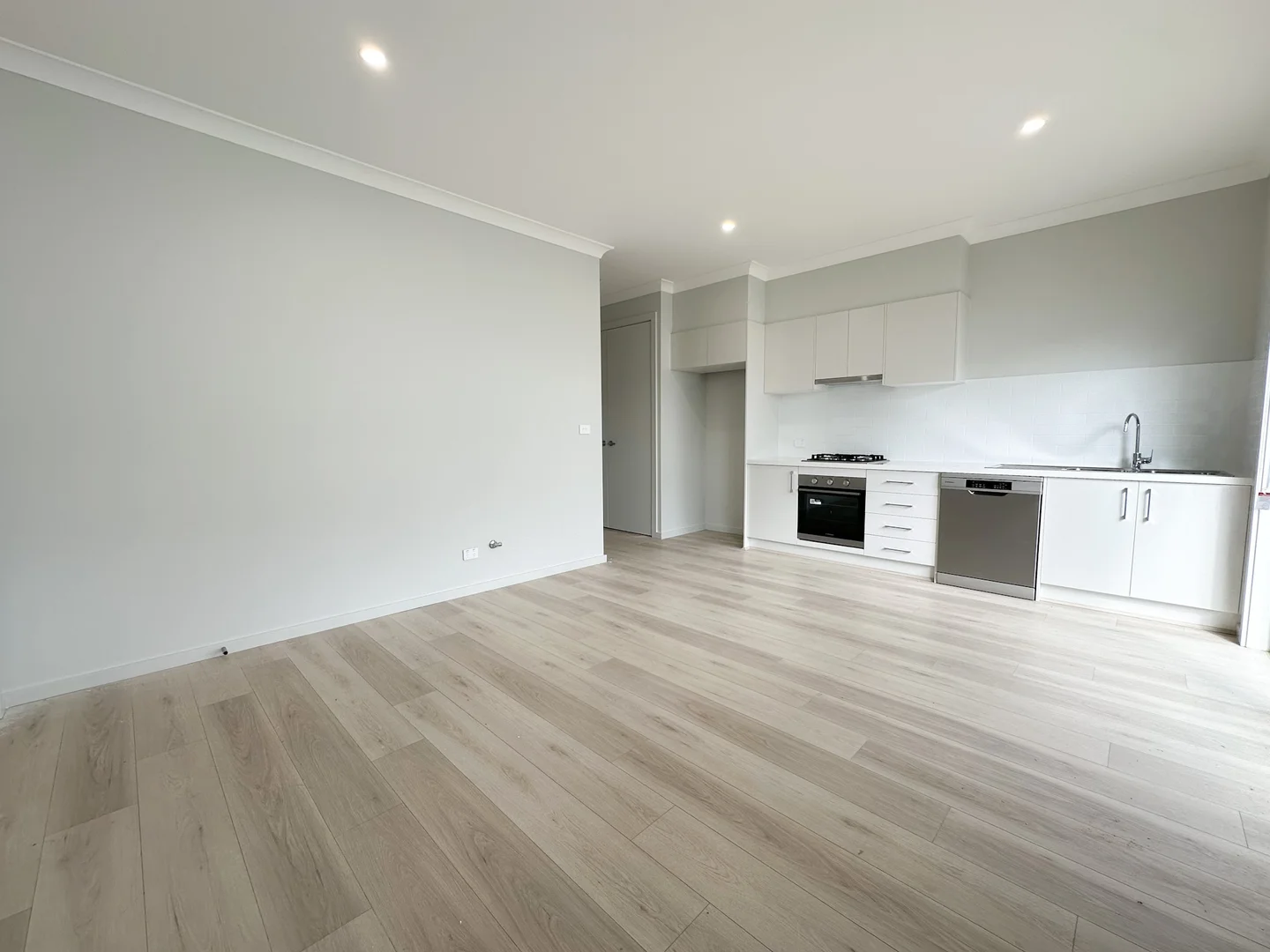 Additional image 5 of 34a Dulcimere Street, Tahmoor NSW 2573