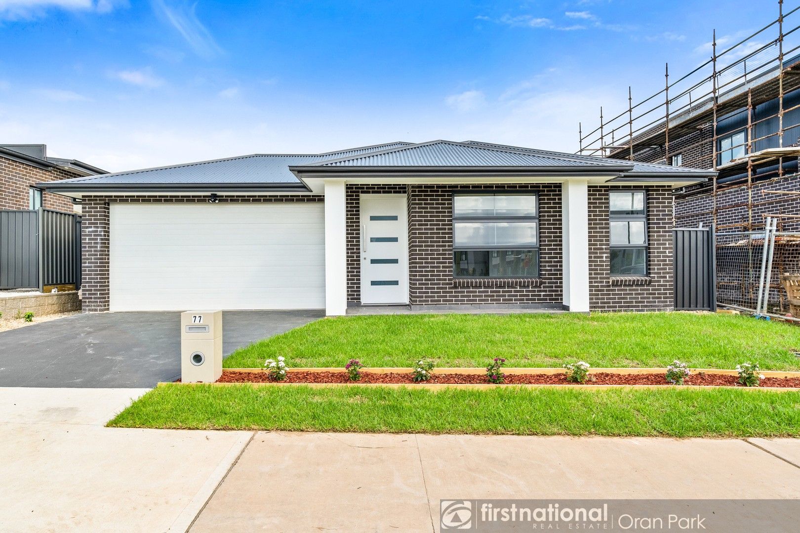 4 bedrooms House in 77 O'Keefe Drive ORAN PARK NSW, 2570
