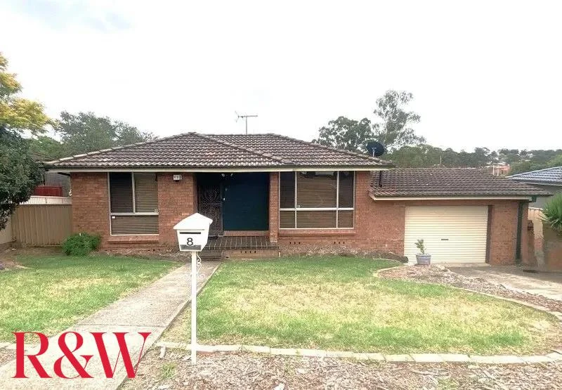 8 Sauternes Place, Eschol Park NSW 2558