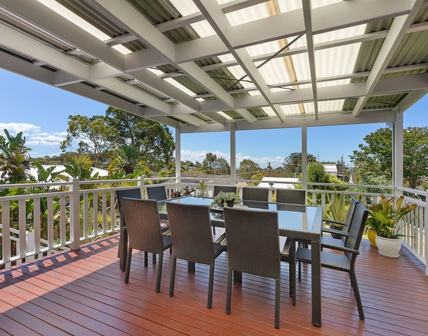 33 Mermaid Drive, Bateau Bay NSW 2261