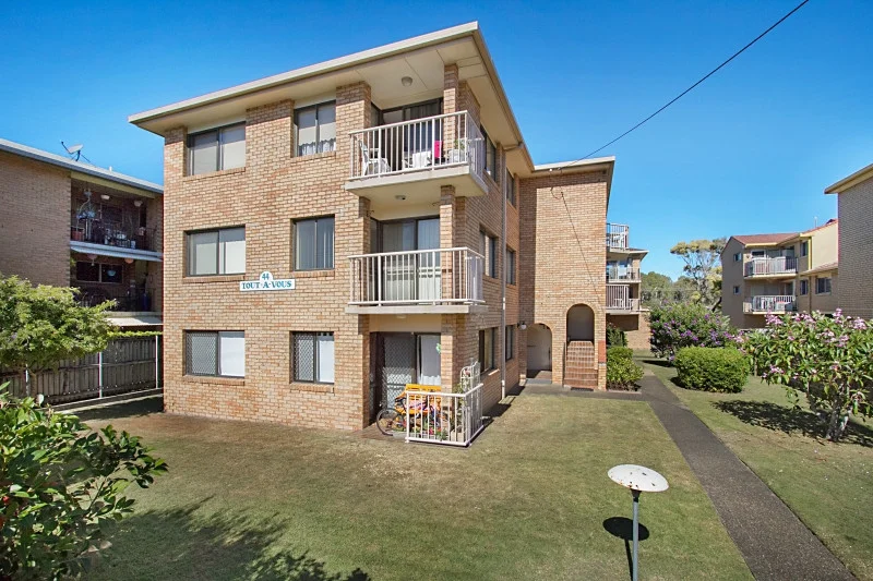 Primary image of 2/44 Coolangatta Rd, Coolangatta QLD 4225