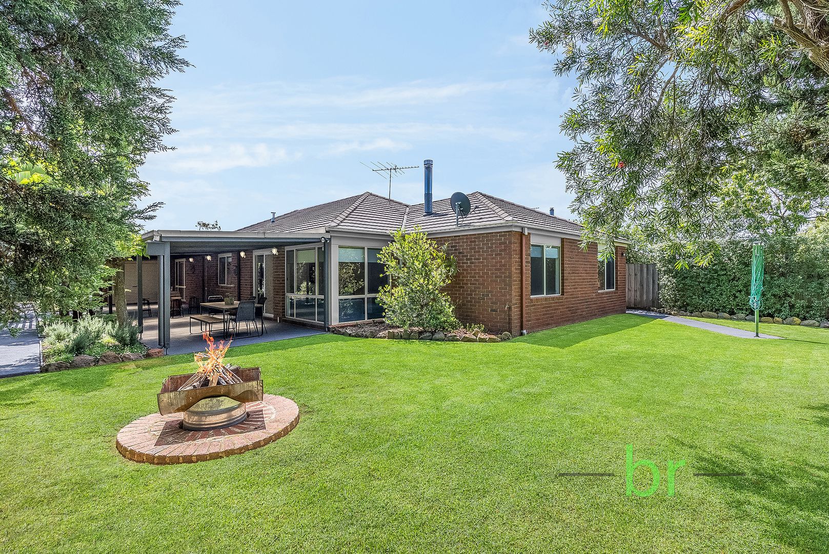 16 Skylark Court, Lara VIC 3212, Image 2