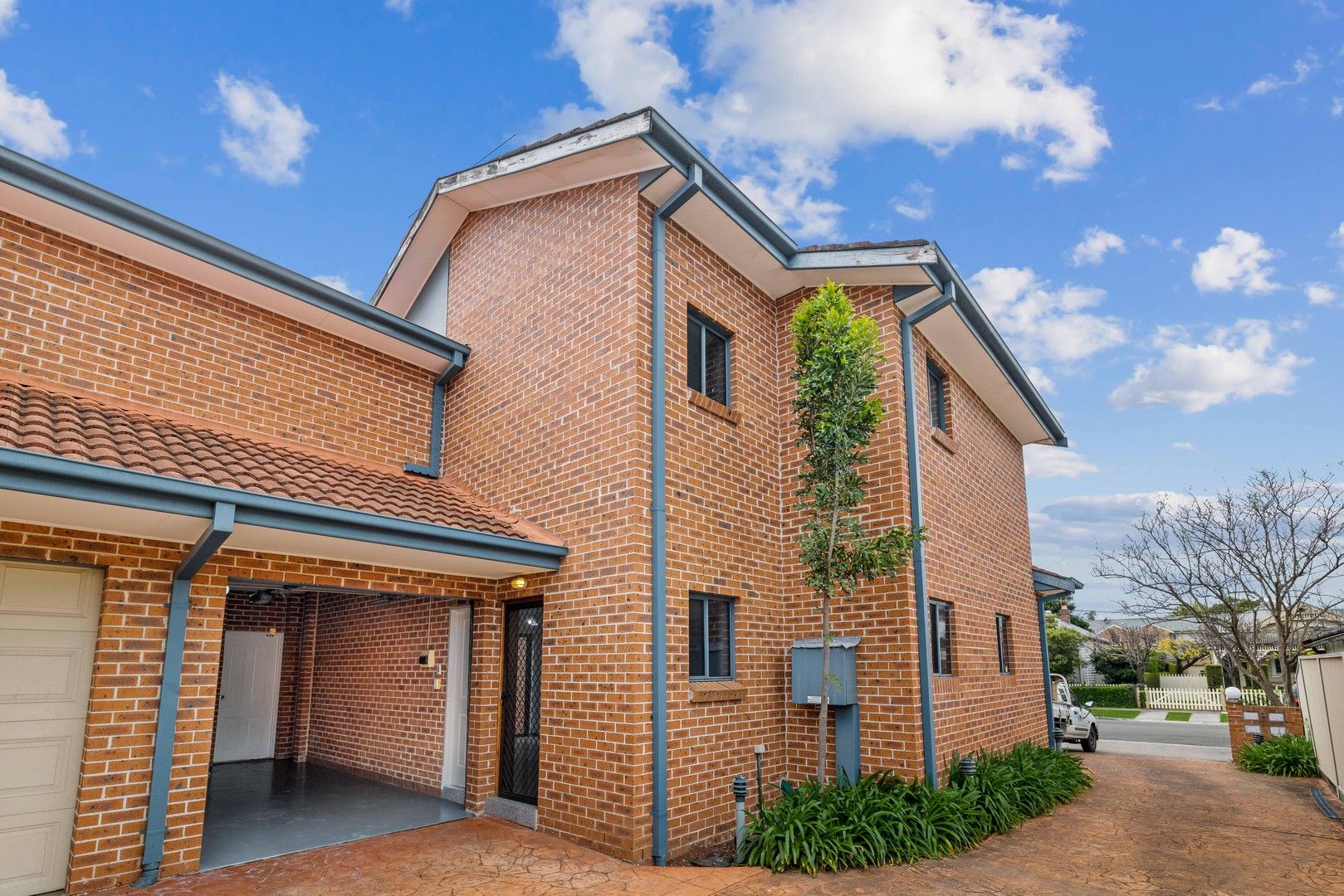 2 bedrooms Apartment / Unit / Flat in 2/5 Purchase Street PARRAMATTA NSW, 2150