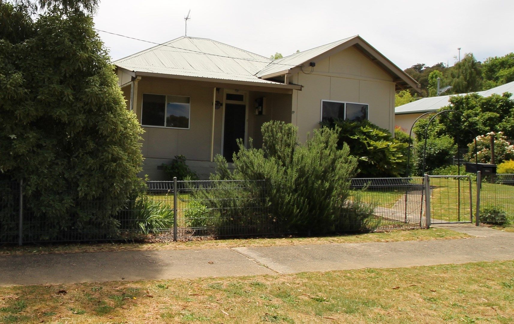 19 Regent Street, Tumbarumba NSW 2653, Image 0